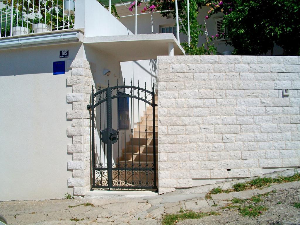 Apartment Ksenija Drvenik  Exterior photo